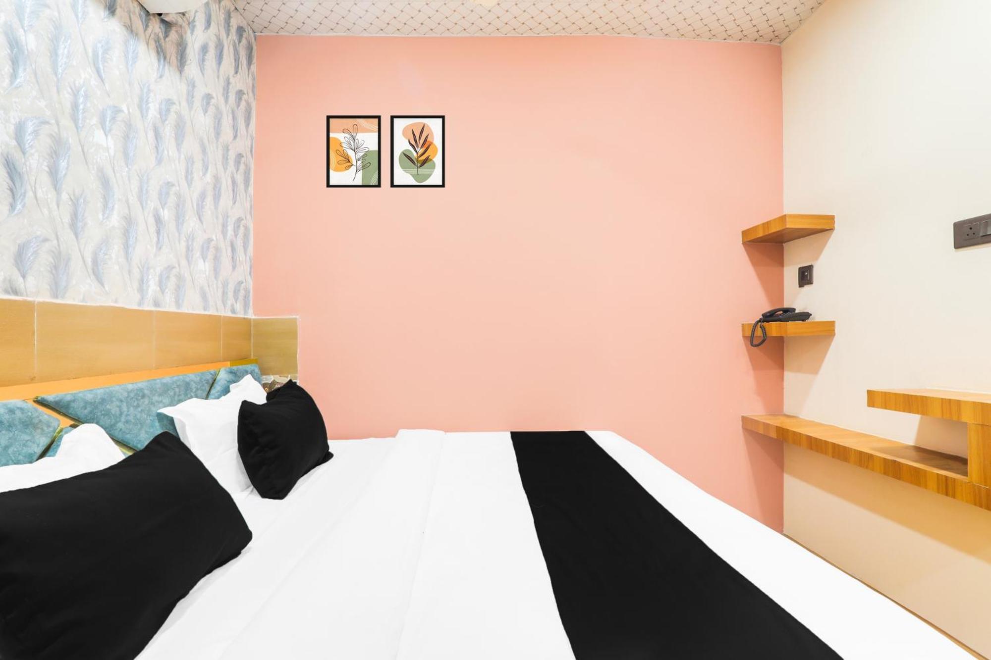 Hotel O V. K Palace Inn Lucknow Luaran gambar