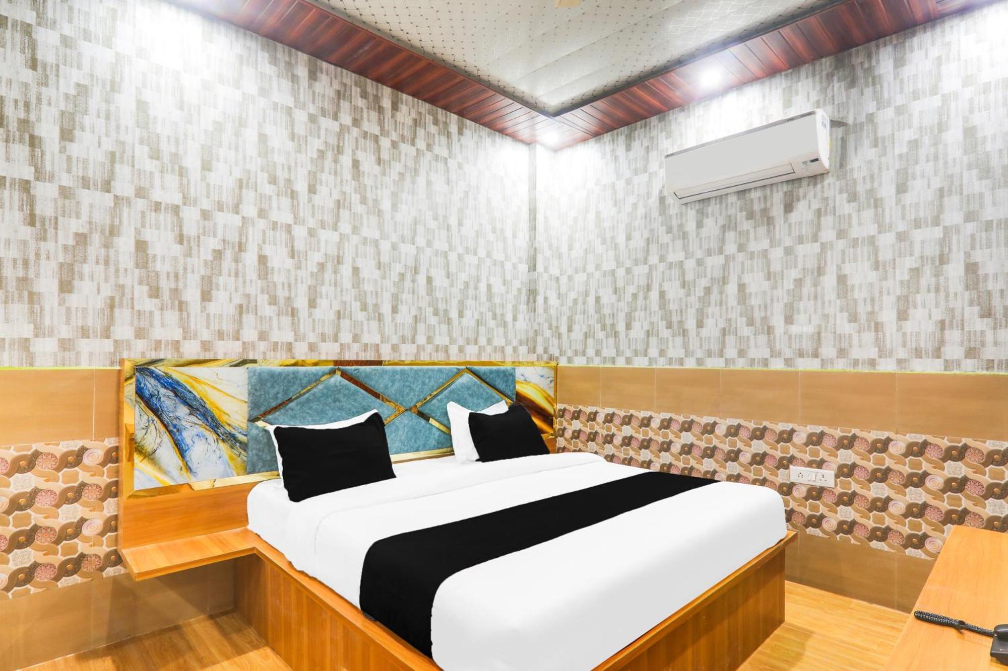 Hotel O V. K Palace Inn Lucknow Luaran gambar