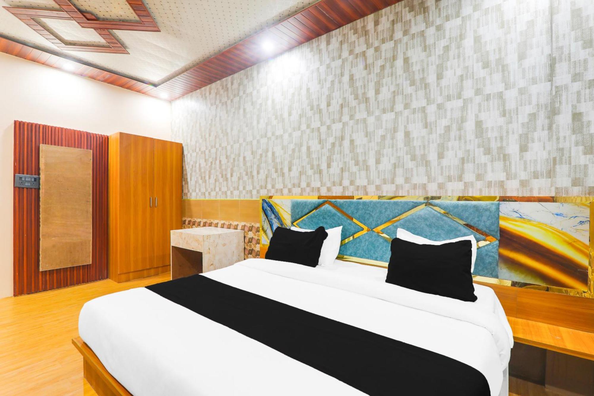 Hotel O V. K Palace Inn Lucknow Luaran gambar