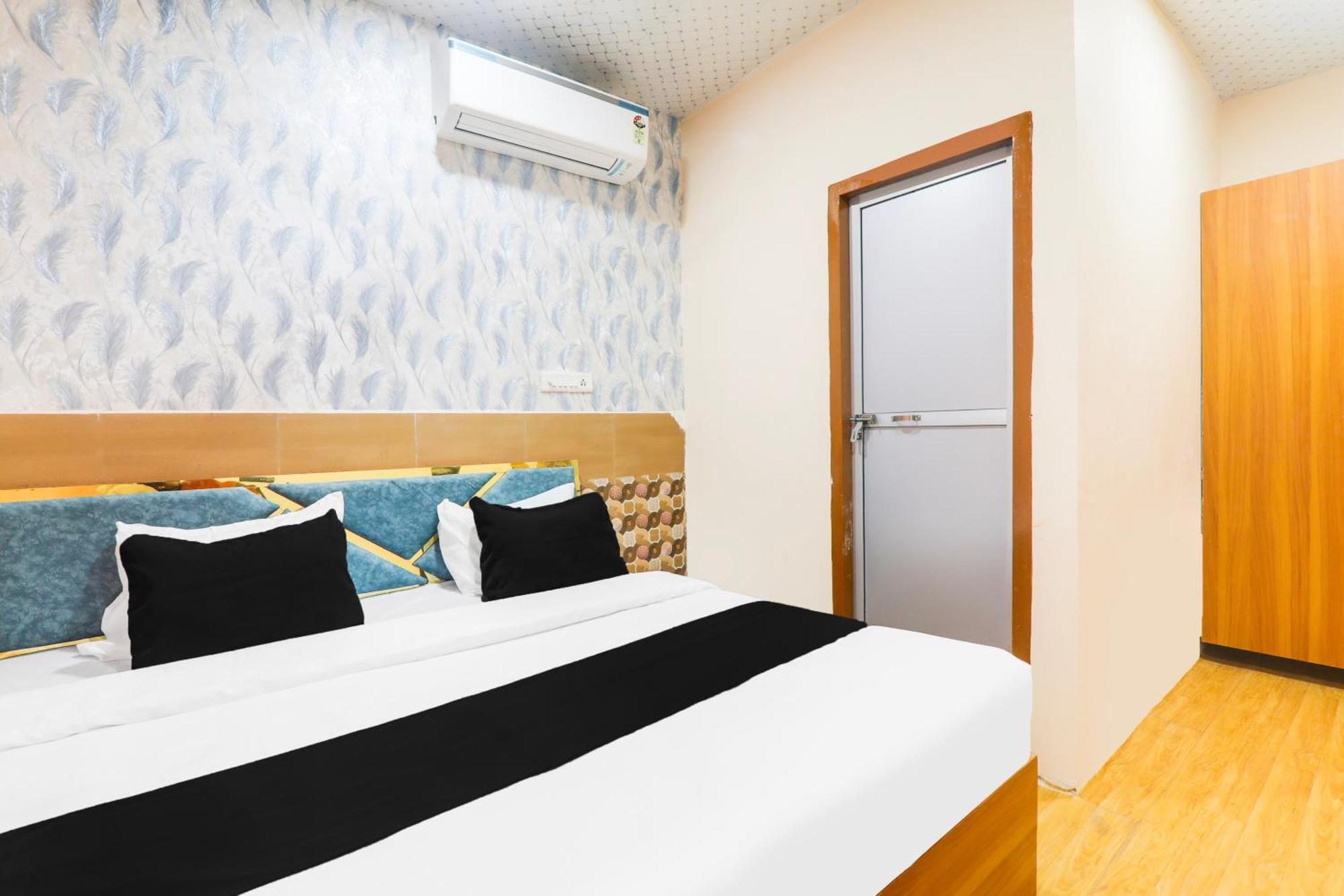 Hotel O V. K Palace Inn Lucknow Luaran gambar