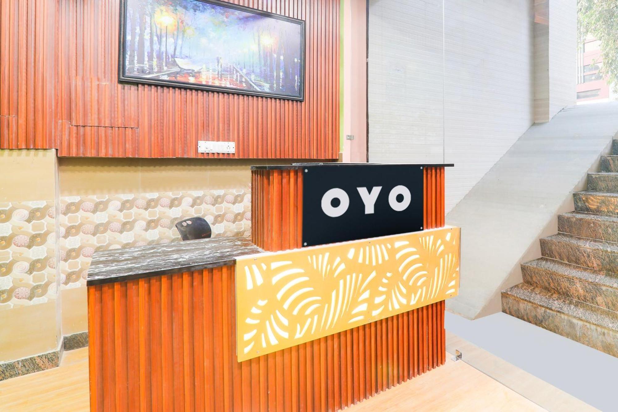 Hotel O V. K Palace Inn Lucknow Luaran gambar